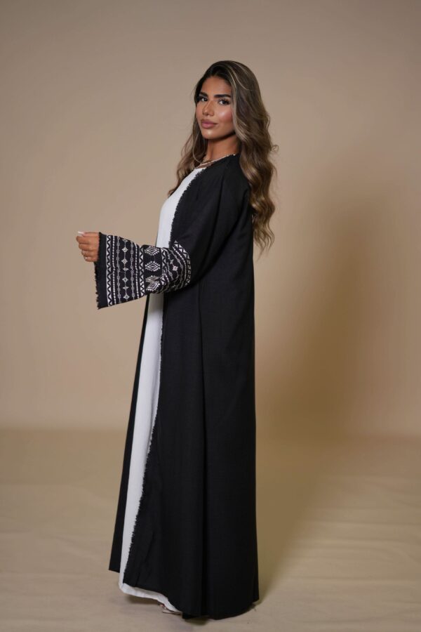 Sweene Ramadan Abaya – Zeitloses Schwarz für festliche Eleganz - Image 3