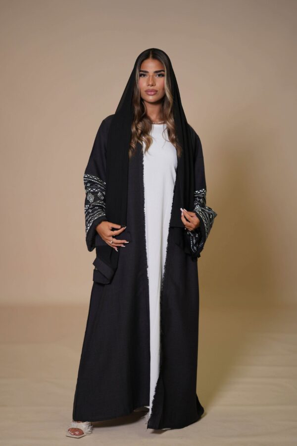 Sweene Ramadan Abaya – Zeitloses Schwarz für festliche Eleganz - Image 2