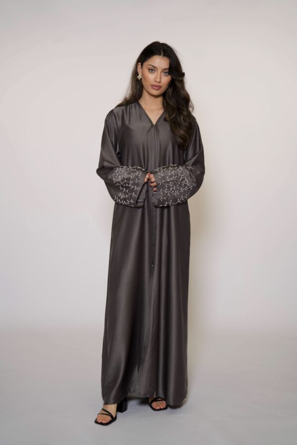 Sweene Mira Abaya – Edles Anthrazit für modernen, stilvollen Look - Image 2